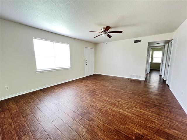 Building Photo - 114 S Manor Ct