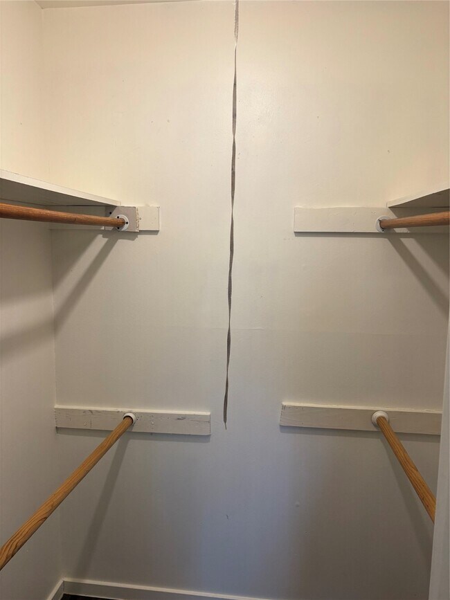 Building Photo - 5114 Madden Rd