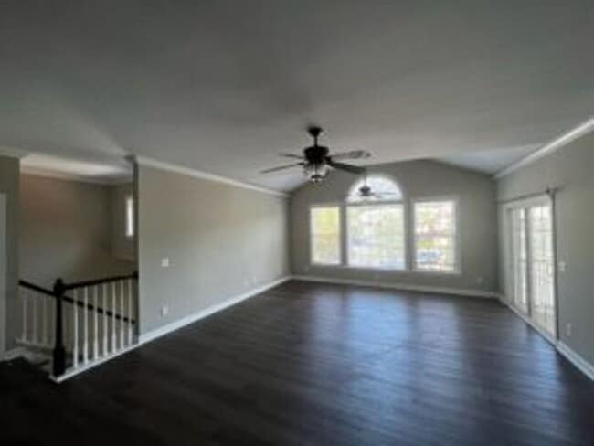 Building Photo - 1411 Belcourt Ln