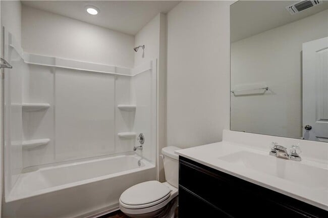 Building Photo - 14500 Fitzgibbon Dr