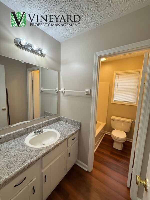 Building Photo - 164 Kimberly Way SW