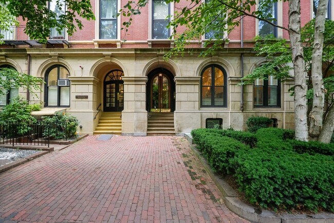 Building Photo - 28 Marlborough St