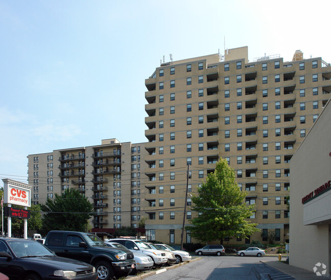 Primary Photo - B'nai B'rith Apartments