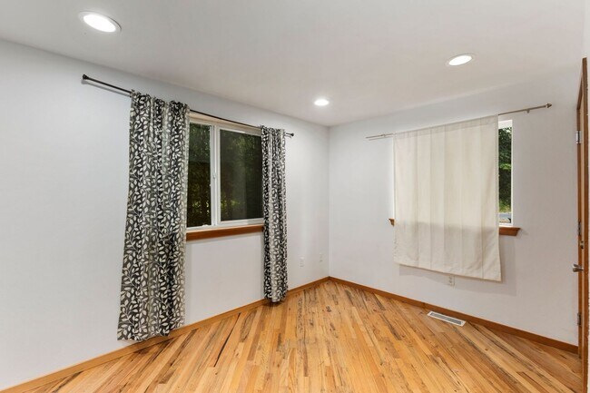 Building Photo - 24828 124th St SE