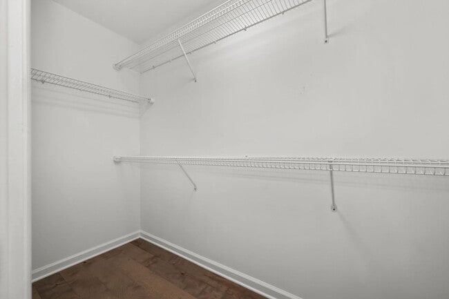 Building Photo - Black Fox Crossing Townhome