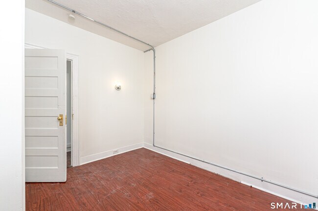 Building Photo - 35 Butler Ave