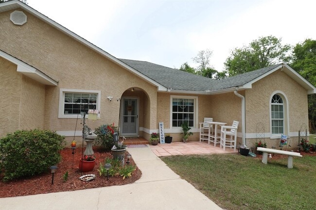 Building Photo - 909 Colonial Dr
