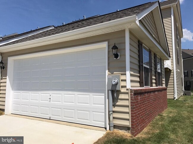 Building Photo - 2727 Egret Way