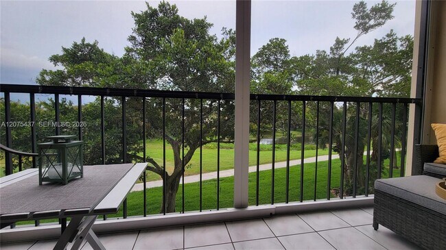 Building Photo - 2410 Deer Creek Country Club Blvd