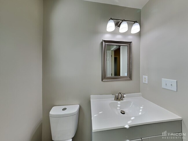 Building Photo - 2019 Slater Springs Dr