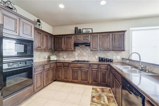 Building Photo - 13109 Appaloosa Chase Dr