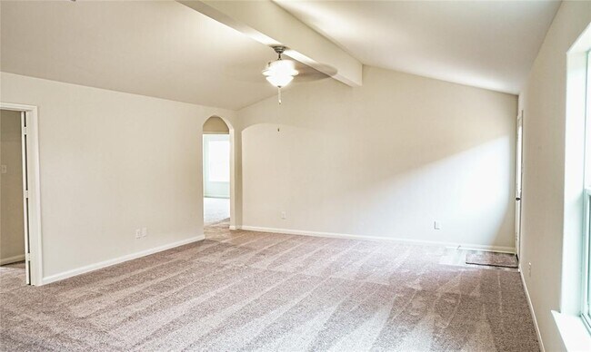 Building Photo - 7922 Vacek Meadows Loop