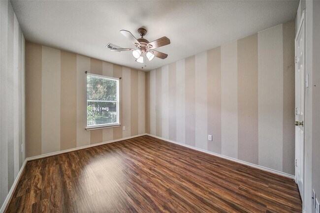 Building Photo - 1810 Carly Cove Ct