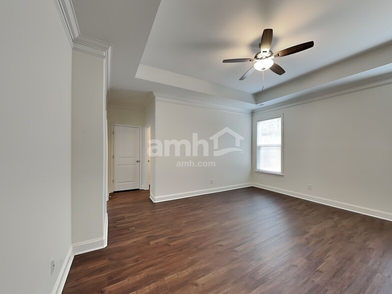 Building Photo - 109 Mountain Slope Ct