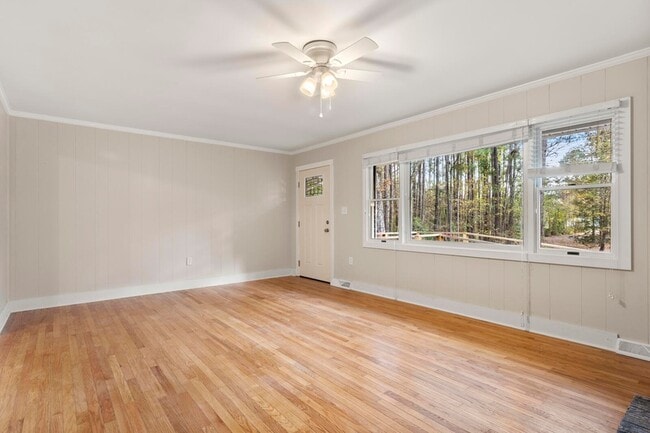 Building Photo - 298 Summerset Ln
