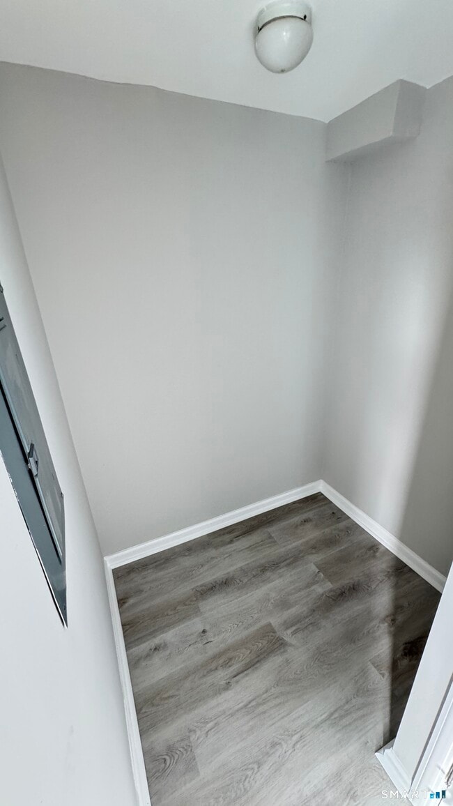 Building Photo - 26 Rock Creek Rd