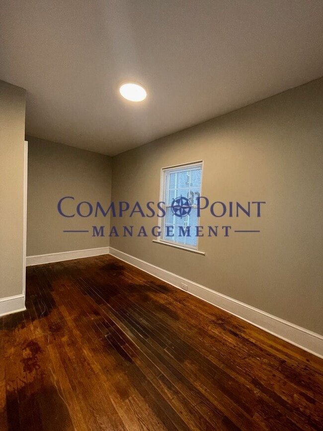 Building Photo - Welcome To Your New Home! FIRST MONTH'S RENT FREE!!