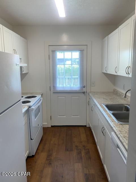 Building Photo - 2533 Johnson Dr