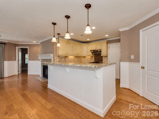 Building Photo - 18521 Harborside Dr