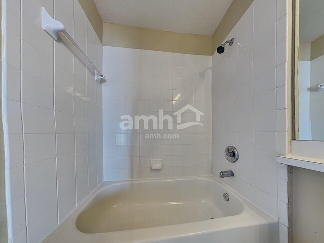 Building Photo - 24801 Black Creek Ct