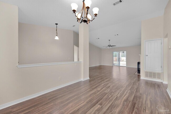 Building Photo - 9033 Bluebay Ln