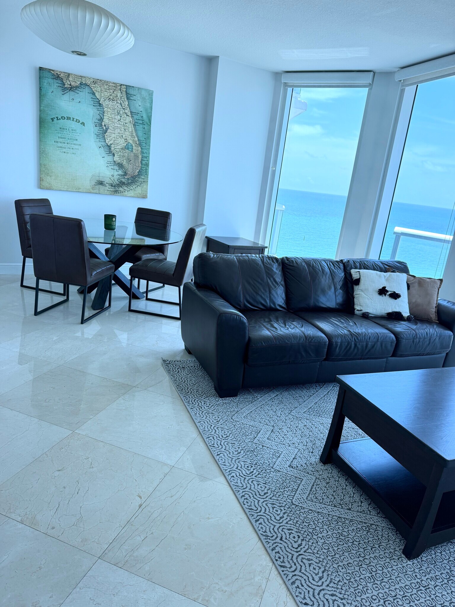 Building Photo - 6515 Collins Ave