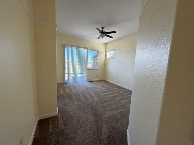Building Photo - 1041 Turnberry Dr