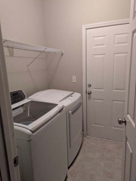 Washer and Dryer - 2480 Oak Hill Dr