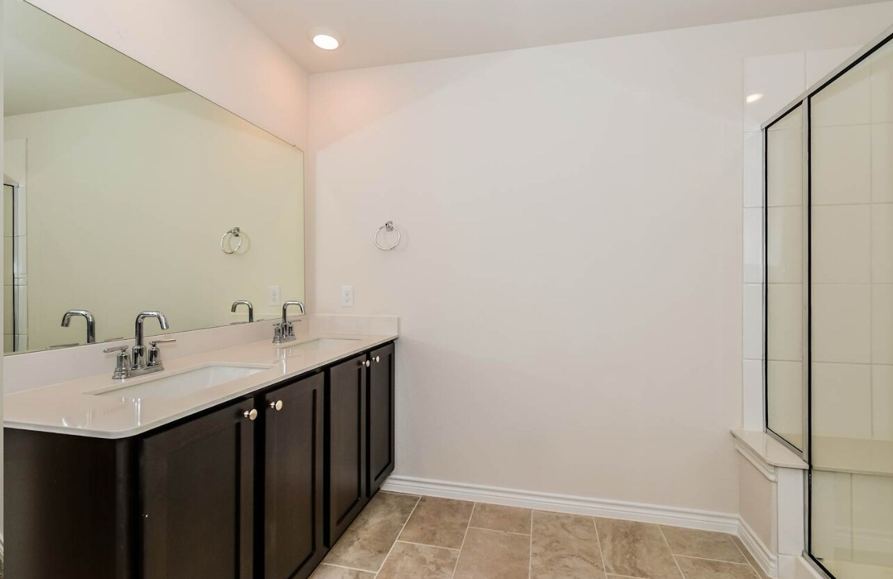 Building Photo - 7417 Alfriston Pl