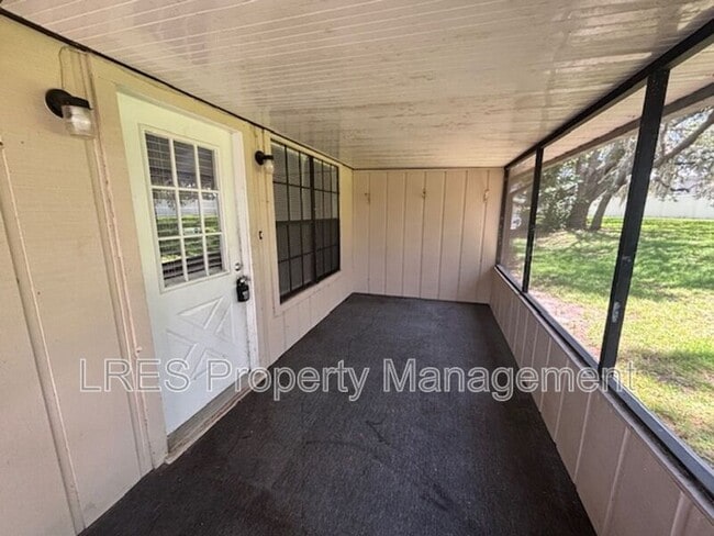 Building Photo - 4654 Lighthouse Cir