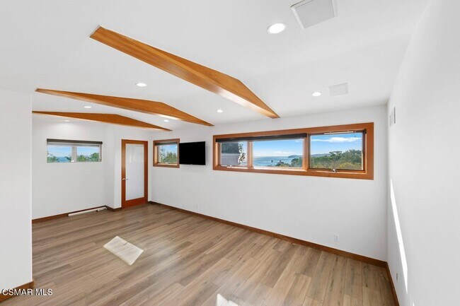 Building Photo - 27091 Sea Vista Dr