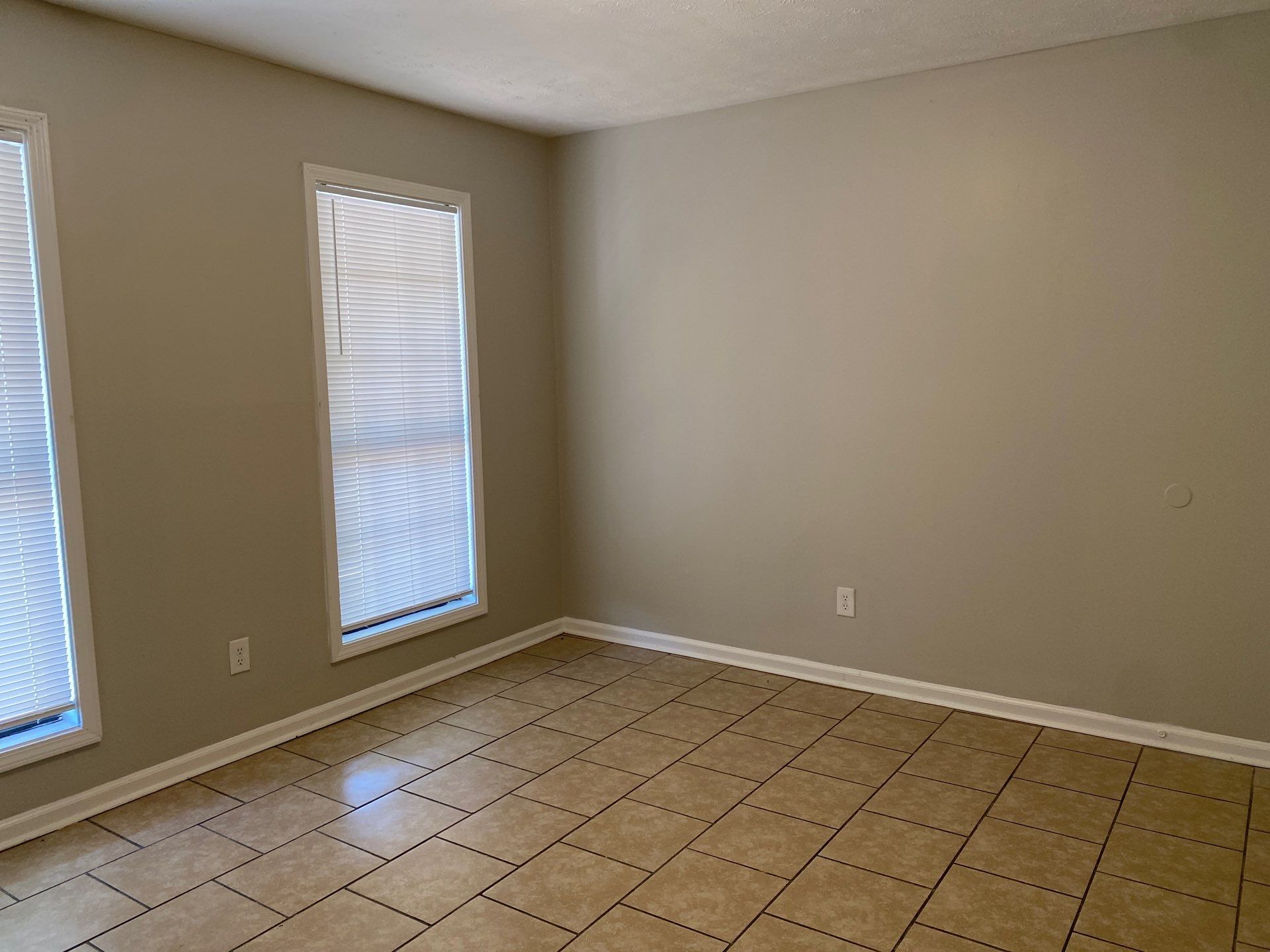 Building Photo - 31 Manchester Bay