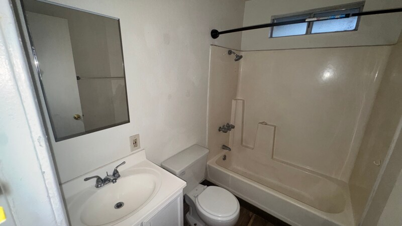 Building Photo - 6587 Ocotillo Ave