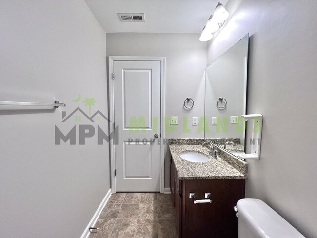 Building Photo - 356 Eagle Feather Loop
