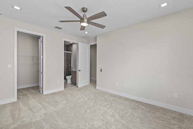 Building Photo - 10033 Stockrun Dr