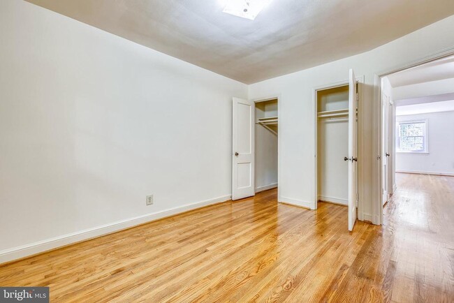 Building Photo - 7818 Tilbury St