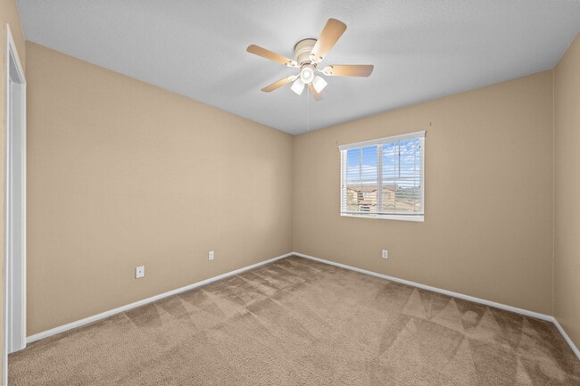 Building Photo - 34081 Clovis Way