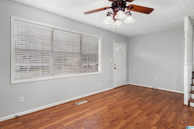 Building Photo - 3009 Burkwood Rd