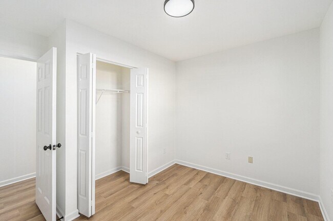 Building Photo - 3126 Arrowhead Dr