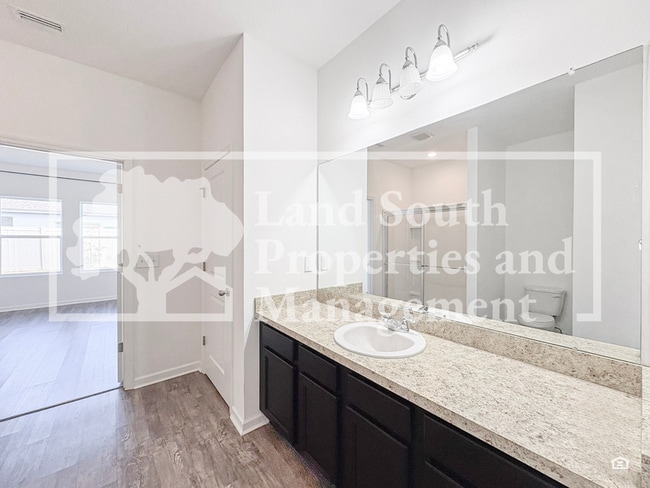 Building Photo - 4141 Salt Springs Ln