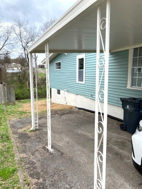 Building Photo - 2019 Nadine St