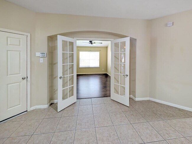Building Photo - 26403 Abbey Springs Ln