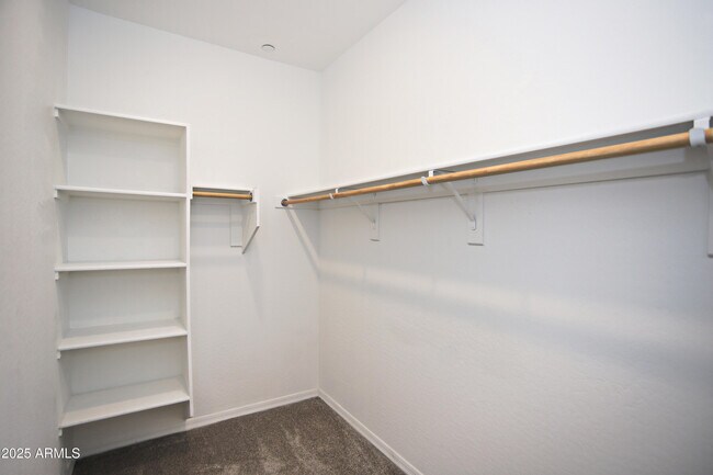 Building Photo - 13335 W Red Range Way