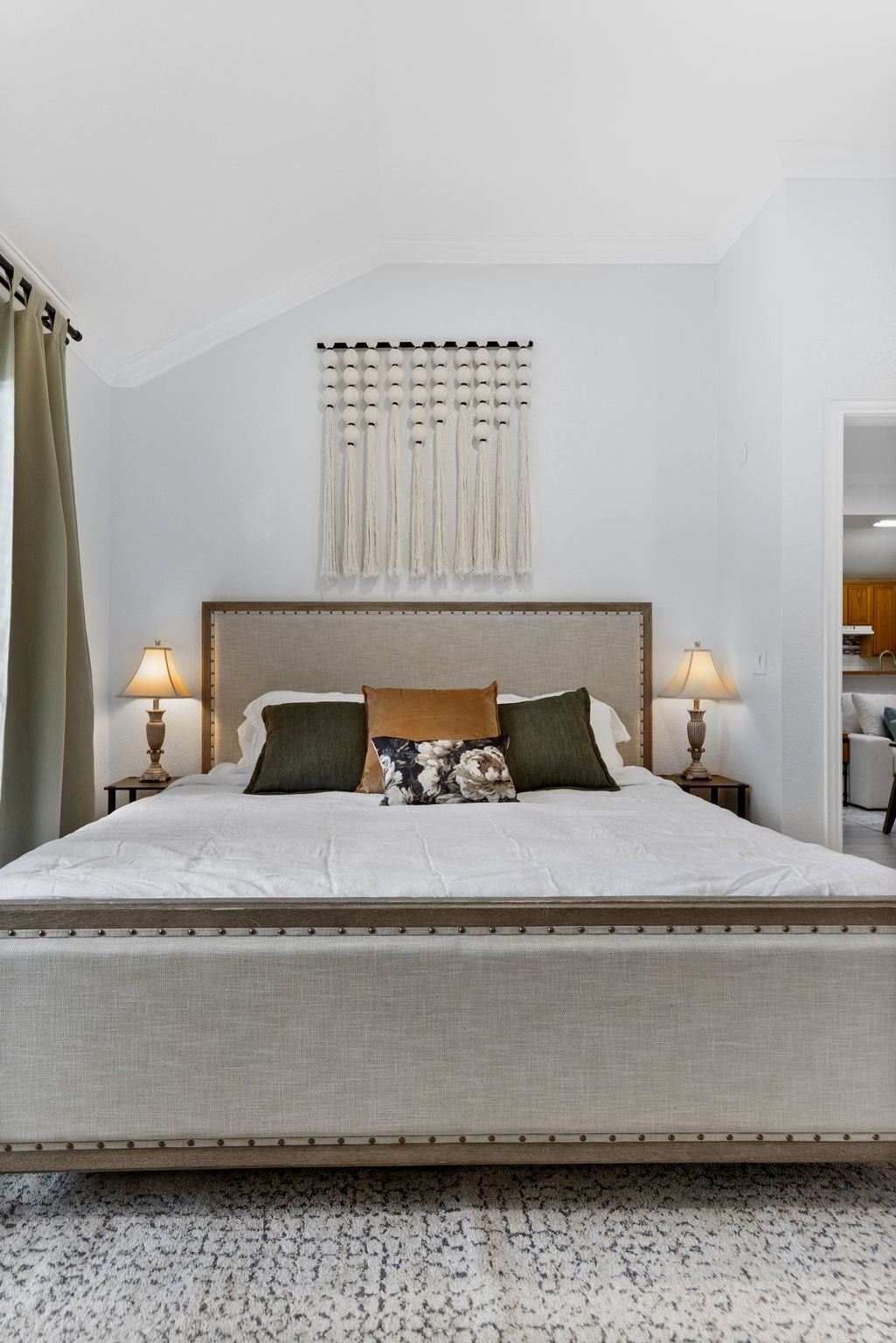 Building Photo - 4835 Crown Dr