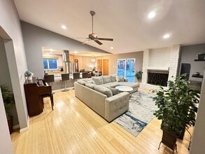 Building Photo - 12102 Sage Hen Cove