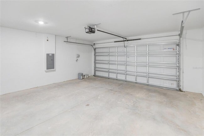 Building Photo - 2167 Lone Oak Ln