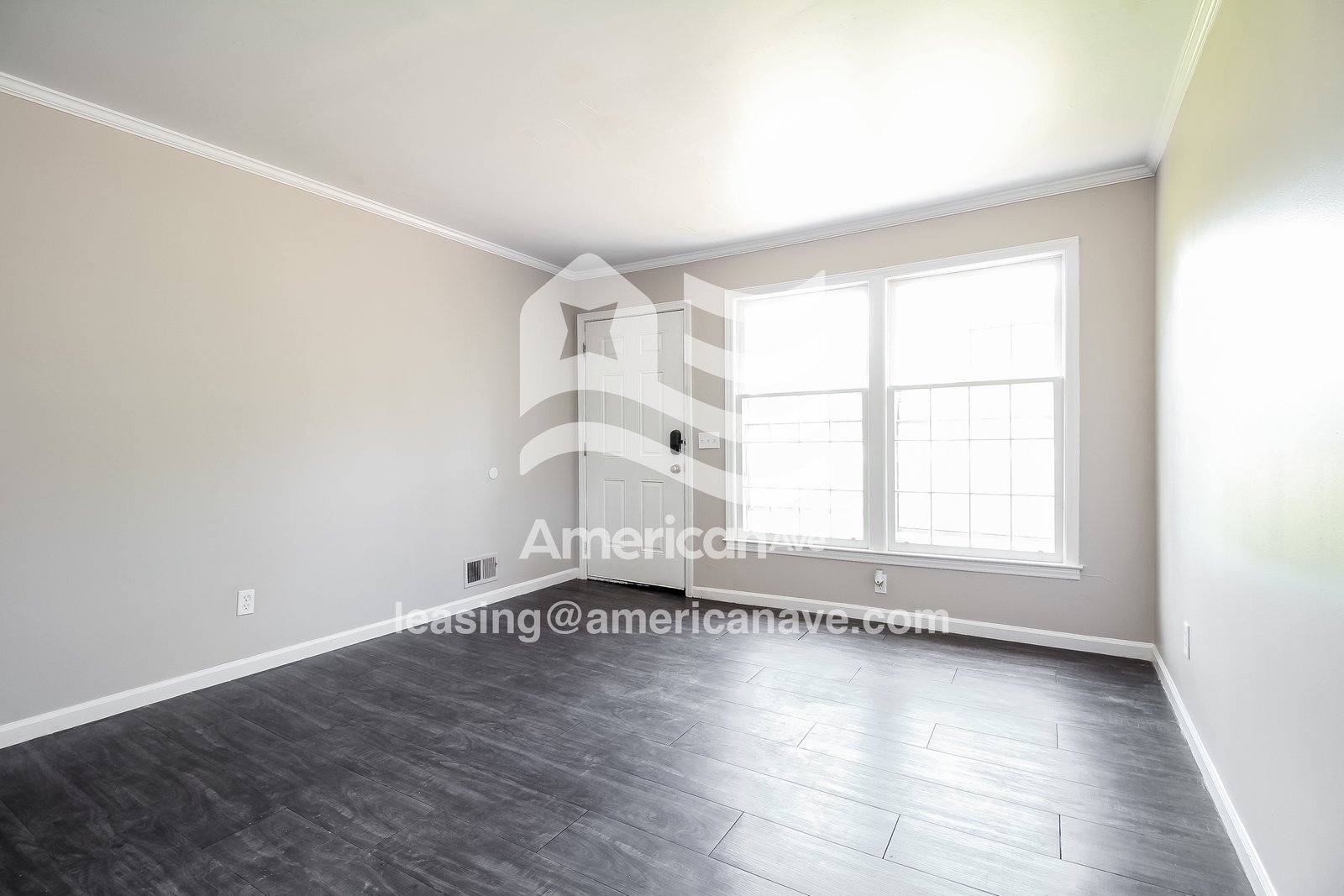 Building Photo - 9416 S Chelsea Rd