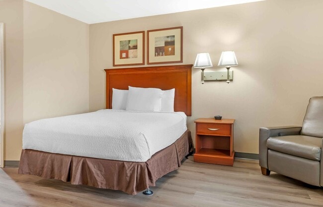 Building Photo - Furnished Studio-Bartlesville - Hwy 75