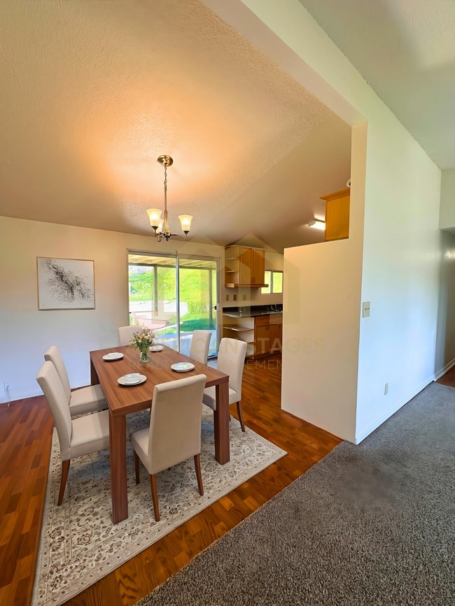 Building Photo - 3855 Via Mondo