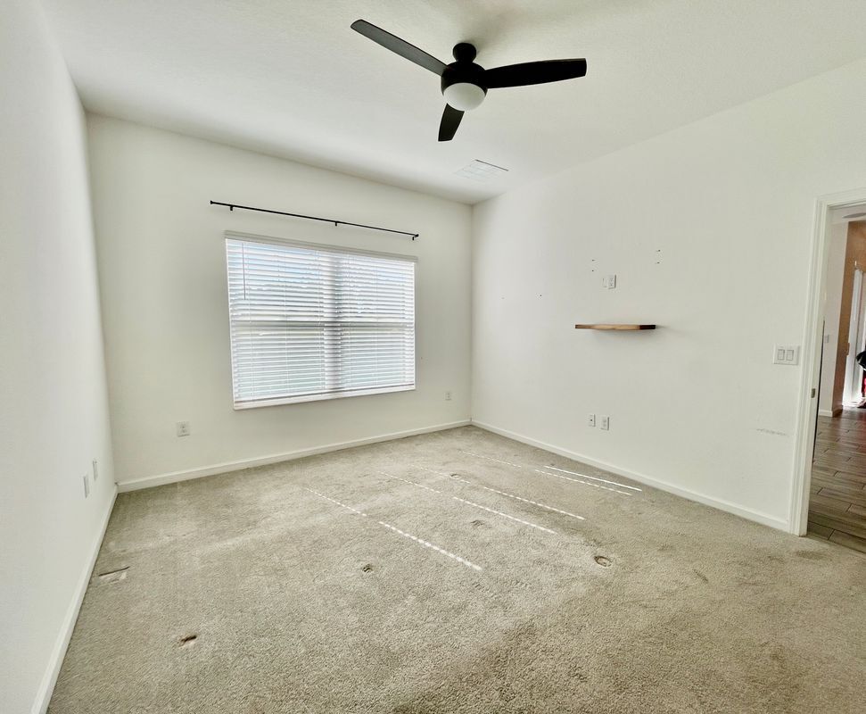 Building Photo - 421 Disa Dr